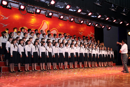二届培华红歌会隆重举行-西安培华学院-华禹教