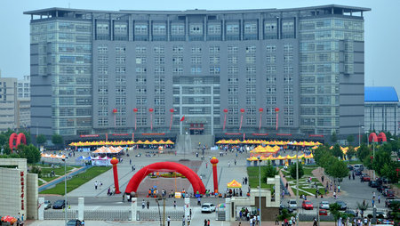 河北联合大学轻工学院圆满完成2011年迎新工