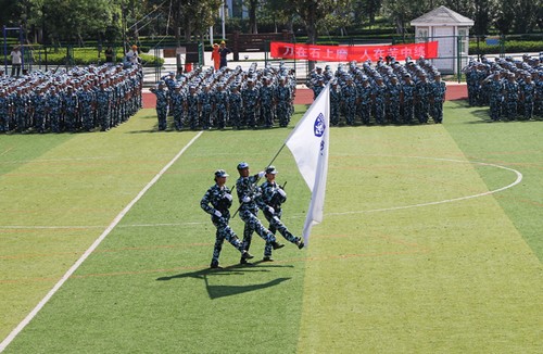 西交利物浦大学2011级新生军训阅兵仪式暨总