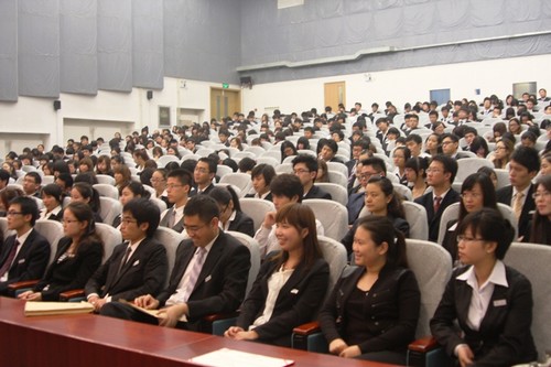 中瑞酒店管理学院召开2010-2011学年度学生表