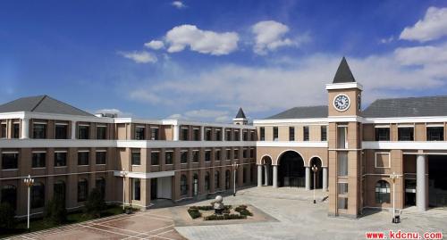 首都师范大学科德学院新图书馆即将全面投入使