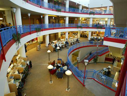 对本科学历不满意?你可以入读全美排名第43位