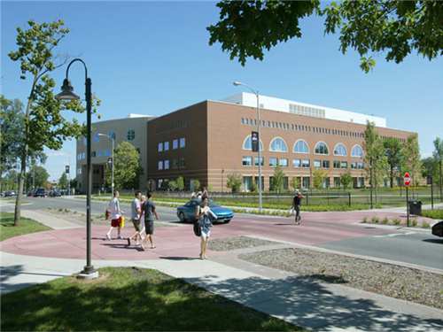 对本科学历不满意?你可以入读全美排名第43位