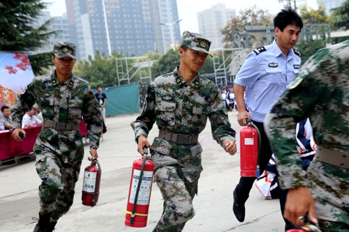 陕西国际商贸学院举行2015年秋季火灾疏散逃生演练