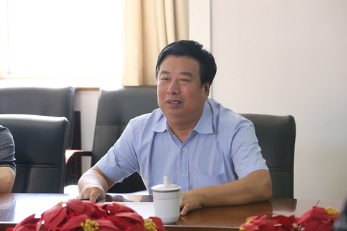 山西大学校长贾锁堂在山西大学商务学院调研