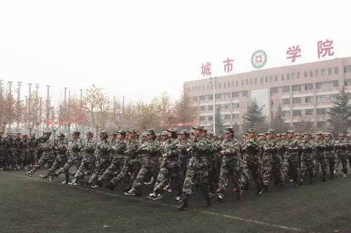 队列会操精神抖擞 西安城市交通技师学院学子风采依旧
