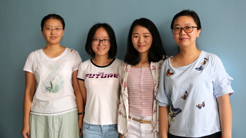 赵雅兰,魏萌,周逸敏和吴恺吟(上图,由左至右)是研究全球气候变暖