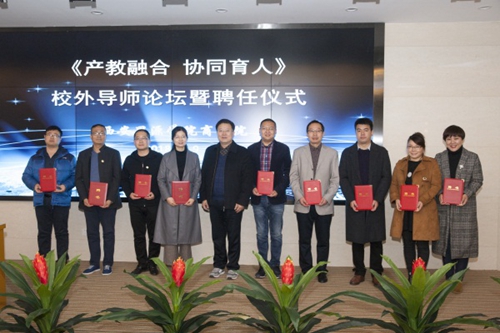 教师招聘论坛_北京教师招聘,今年这三类人稳赢(3)