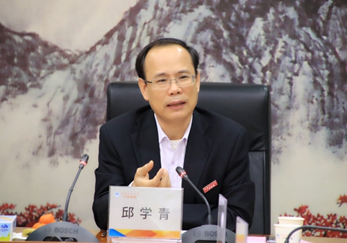 华南理工大学广州学院校长邱学青与学生干部畅谈责任与担当