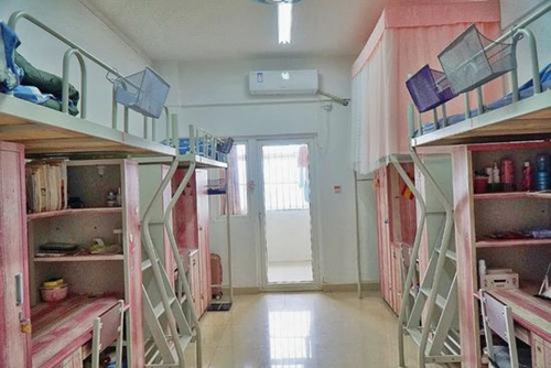"宿舍是大学四年起居生活的地方,每位新同学对