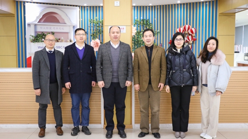 中南民族大学国际合作与交流处代表团访问上海理工大学中英国际学院(图2) 中南民族大学国际合作与交流处代表团访问上海理工大学中英国际学院(图2)