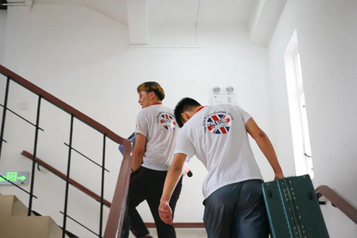 选择上理工,迈向大世界 | 2021级中英国际学院自主招生新生入学报到圆满结束(图5) 选择上理工,迈向大世界 | 2021级中英国际学院自主招生新生入学报到圆满结束(图5)