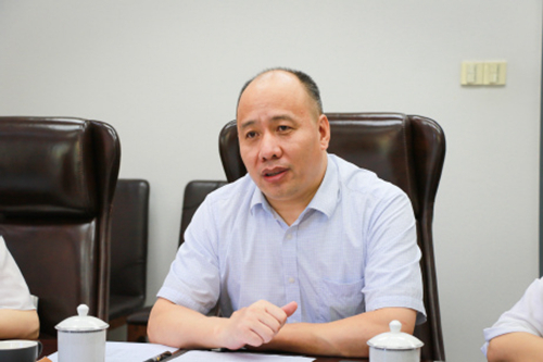 上海理工大学校长丁晓东带队深入中英国际学院视察新学期开学工作(图5) 上海理工大学校长丁晓东带队深入中英国际学院视察新学期开学工作(图5)