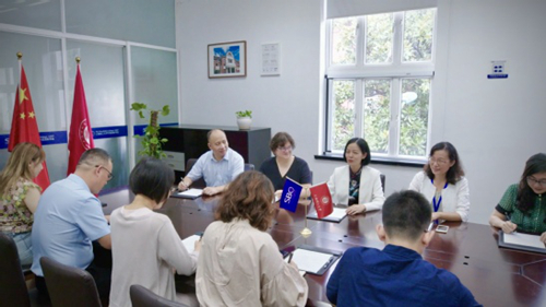 中英国际学院工科专业接受英国工程技术学会(IET)认证专家组线上考察(图1) 中英国际学院工科专业接受英国工程技术学会(IET)认证专家组线上考察(图1)